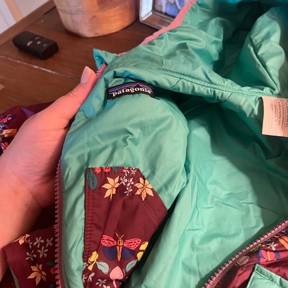 Toddler Patagonia reversible down jacket - Picture 3 of 7